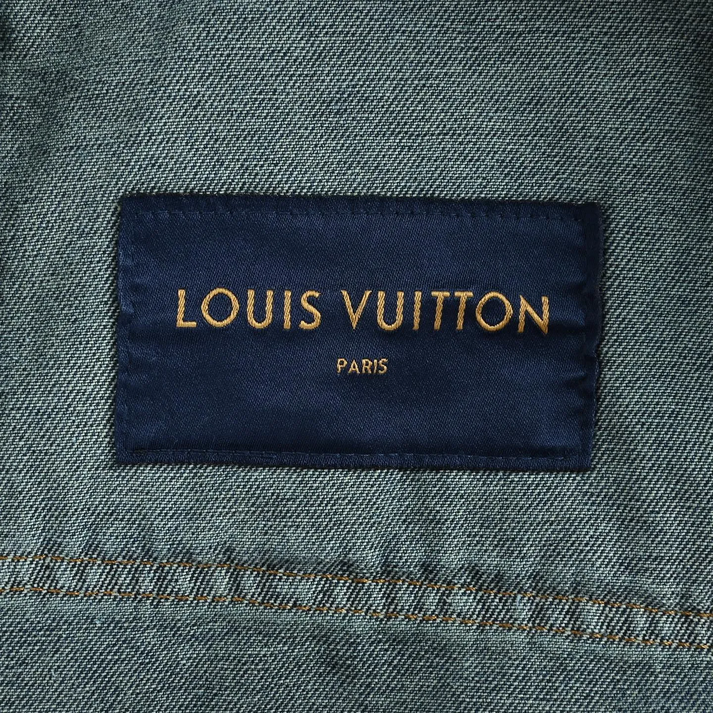 Louis Vuitton/Louis Vuitton embossed denim jacket